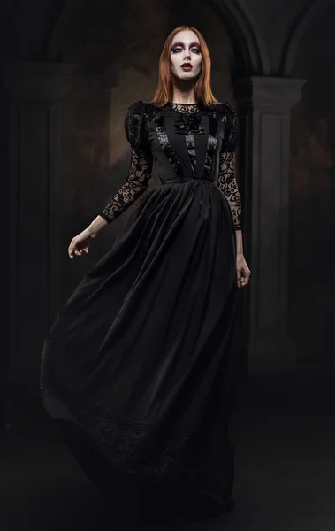 Gotik kız portresi