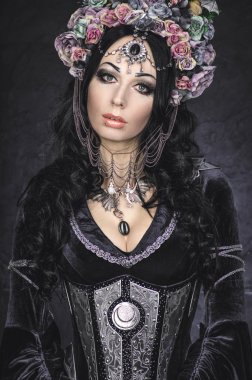 fantezi elf kadın çiçek taç