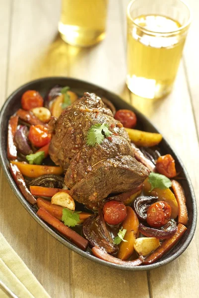 Baked veal with vegetables — Stock Photo, Image