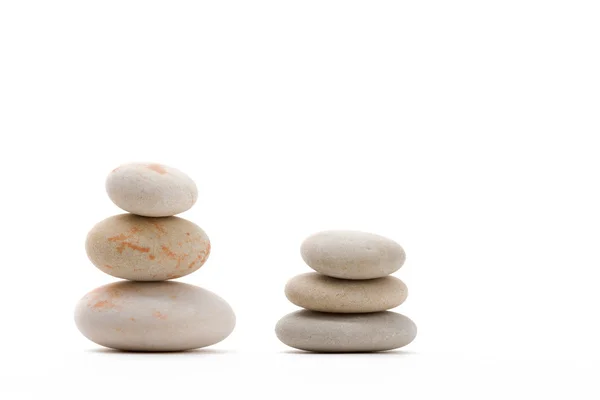 Zen-Steine isoliert balancieren — Stockfoto