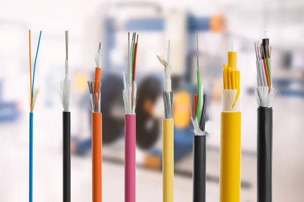 Vezel optische kabel detail geïsoleerd op wit — Stockfoto