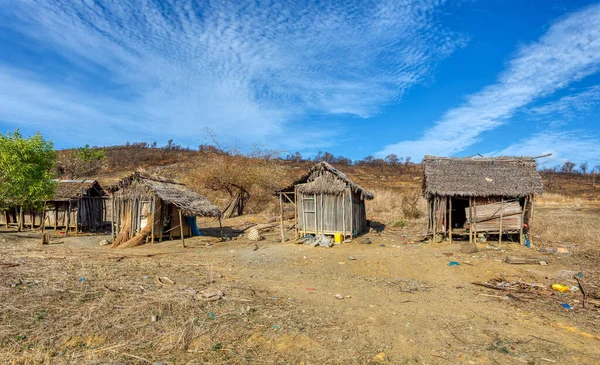 Traditionell Afrikansk Trästuga Med Tak Från Halm Typisk Nordvästra Madagaskar — Stockfoto