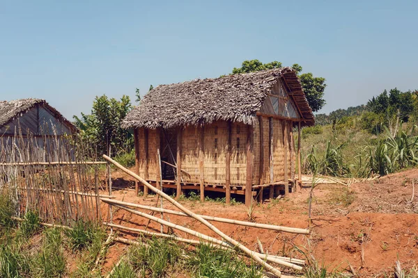 Tradicional Cabaña Malgache Africana Madera Con Techo Paja Pueblo Típico — Foto de Stock