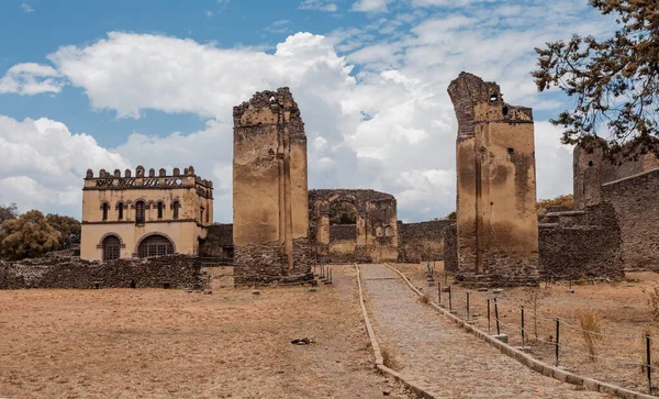 Ερείπια Του Διάσημου Αφρικανικού Κάστρου Fasil Ghebbi Βασιλικό Φρούριο Πόλη — Φωτογραφία Αρχείου