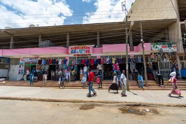 Axum Etiopia Aprile 2019 Tigrare Nativi Nel Mercato Con Vestiti — Foto Stock