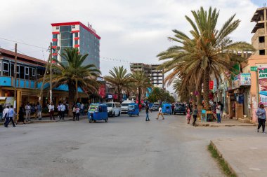 Mekelle, ETHIOPIA, 29 Nisan. 2019, Tigray Ulusal Bölgesel Eyaleti 'nin başkenti Mekelle caddesindeki sıradan Etiyopyalılar... 29 Nisan. 2019, Mekelle, Etiopya