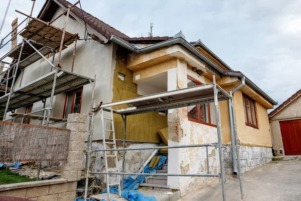 Casa rural reparada — Foto de Stock