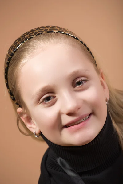 Fashion smiley european little girl posing — Stock Photo, Image