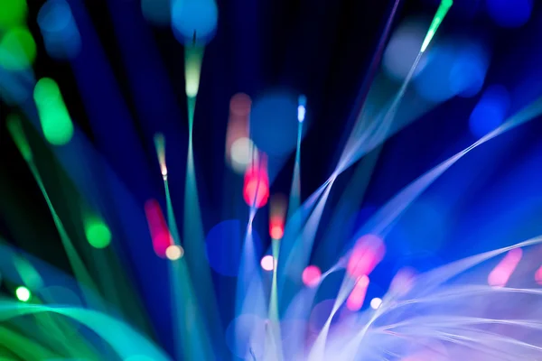 Fibre ottiche astratto sfondo tecnologia offuscata — Foto Stock