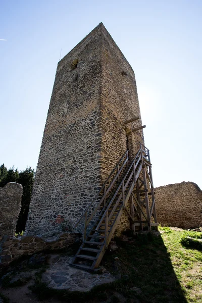 Çok eski kale Harabeleri — Stok fotoğraf