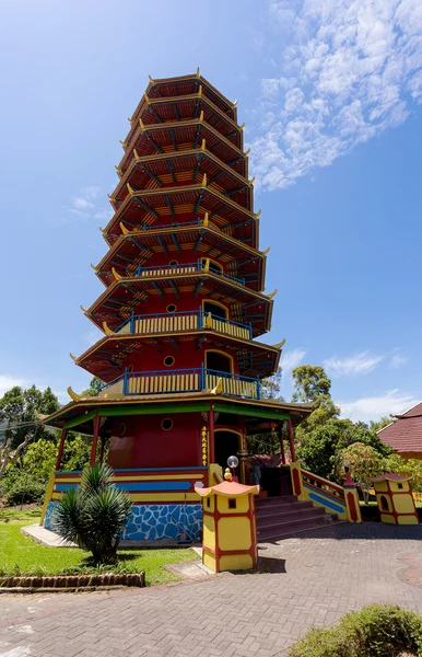 Pagoda Ekayana, Tomohon, Sulawesi Utara — Stock Photo, Image
