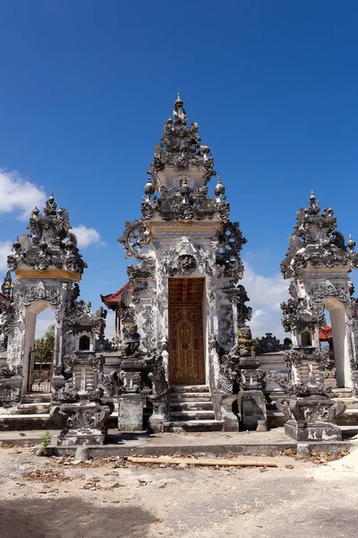 Ünlü Hindu araba Tapınağı, Nusa Penida, Bali — Stok fotoğraf