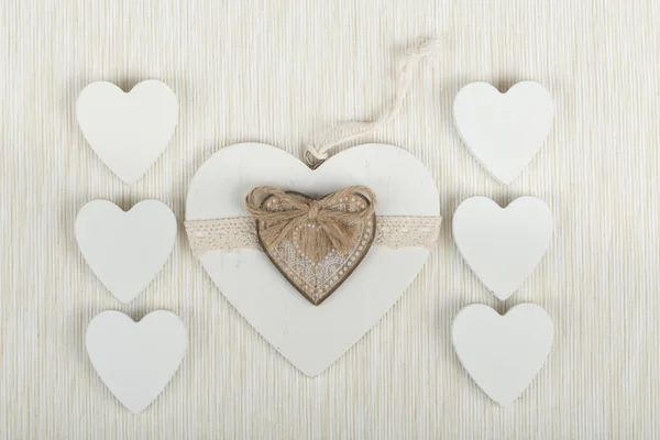 Corazones de madera de San Valentín — Foto de Stock