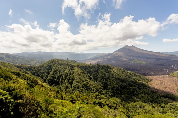 Vulcão Batur e montanha Agung, Bali — Fotografia de Stock