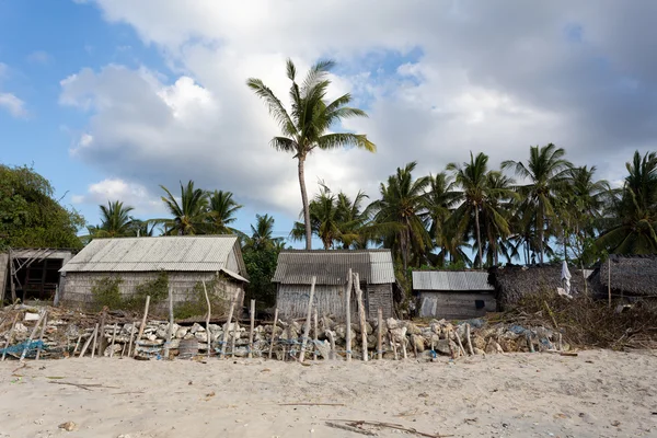 Indonesiska house - shack på stranden — Stockfoto