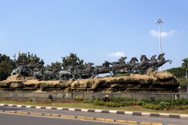Jakarta Arjuna Wijaya savaş arabası heykeli