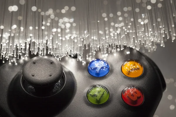 oyun kumandası ve mavi ışık 