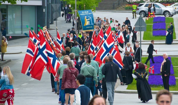 La parata del giorno della costituzione a Stavanger, maggio 2014 Immagine Stock