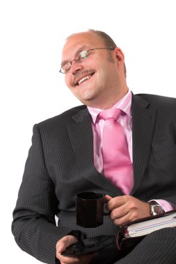 Komik bir şey bulmak gibi davranarak işadamı