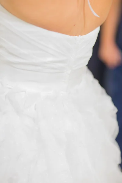 Trägerloses Brautkleid — Stockfoto