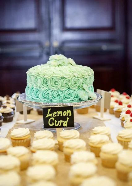 Bolo de casamento — Fotografia de Stock