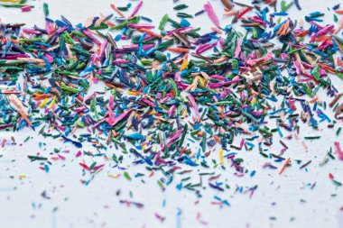 cips renkli kalemler