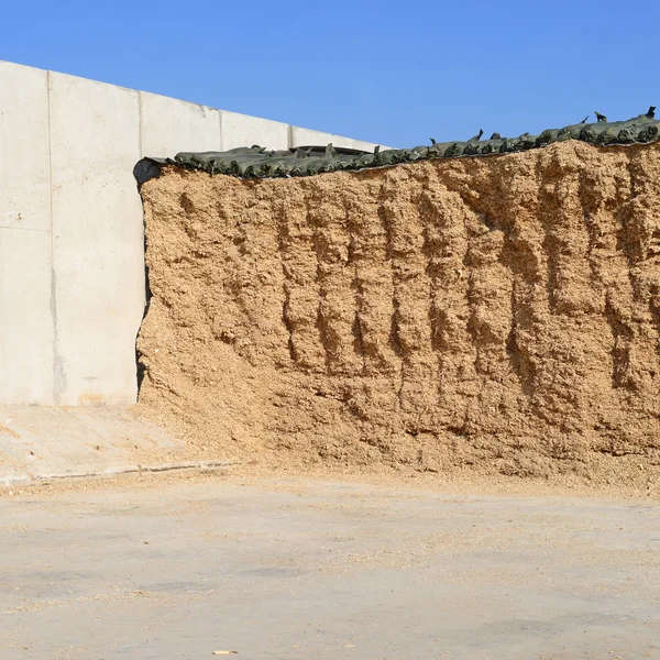 Bir hendek silo depolama siloları