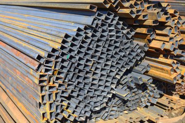 Bir dikdörtgen kesit kira.