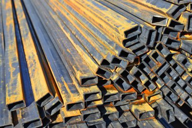 Bir dikdörtgen kesit kira.