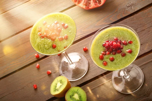 Fresh Kiwi Smoothie Pomegranate Empty Space Text — Stock Photo, Image