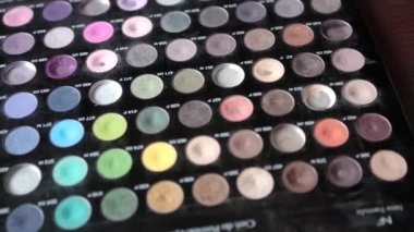 Palet göz farı makyajı - kamera hareketi