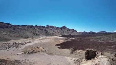 Teide Ulusal Parkı 'nın panoramik manzarası, Tenerife, Kanarya Adaları, İspanya