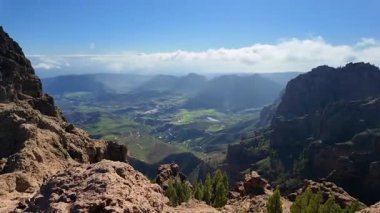 Pico de Las Nieves 'in panoramik manzarası, volkanik kökenli Gran Kanarya, Kanarya Adaları, İspanya, Atlantik, Avrupa' nın merkezi sıradağlarında yer alan Gran Kanaryası 'nın en yüksek zirvesidir.