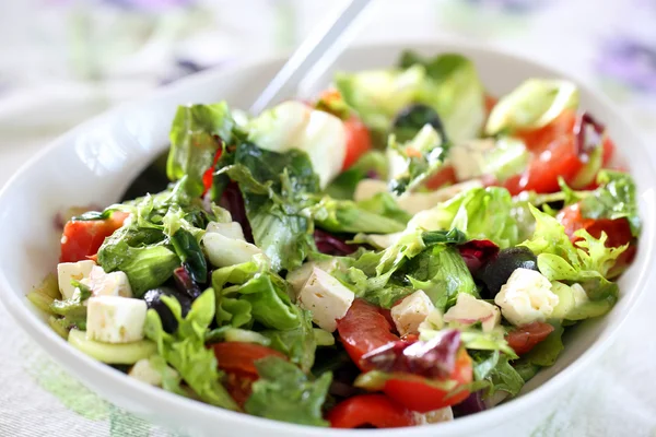 Salade grecque au fromage feta — Photo