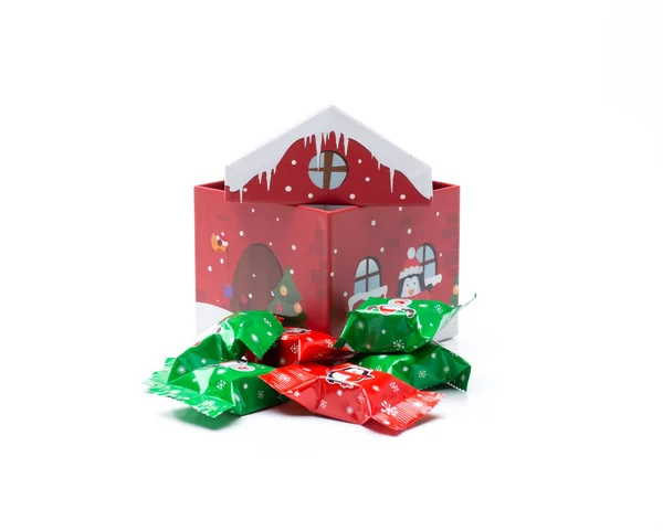 Hausgemachte Schachtel Mit Weihnachtsmotiven Zum Aufbewahren Von Bonbons Und Pralinen — Stockfoto
