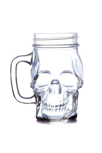 Totenkopf Förmiger Glasbehälter Für Bier Und Cocktails — Stockfoto