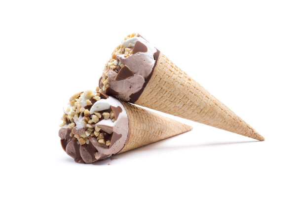 два корнета льда
