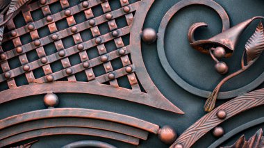 Sahte metal ürünlerinin parçası. yakın plan.