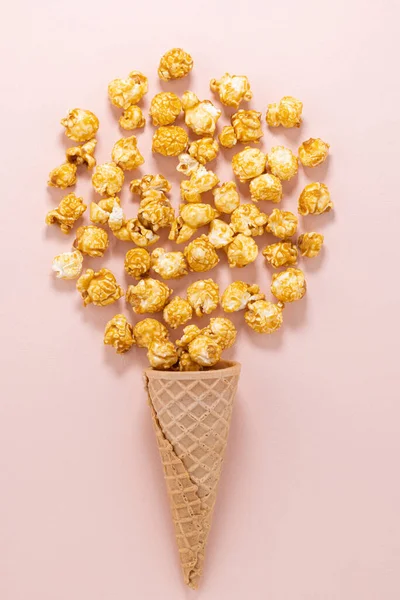 아이스크림 팝콘이 — 스톡 사진