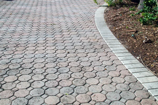 Octagon shaped bricked driveway — Stock Photo, Image