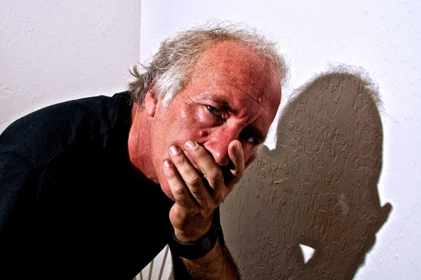 söz konusu adam ağız kapsayan