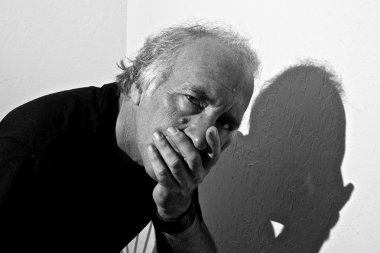 söz konusu adam ağız kapsayan