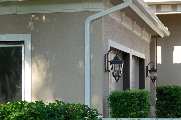 Generic florida garage — Stock Photo, Image