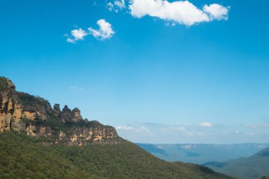 Blue Mountains, Avustralya için üç kız kardeş görünümünü.