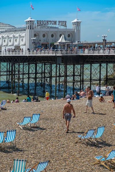 Brighton Pier en un día soleado —  Fotos de Stock