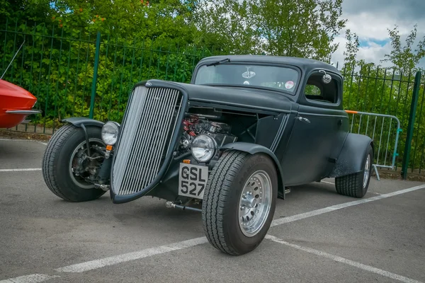 Siyah klasik Amerikan Hot Rod