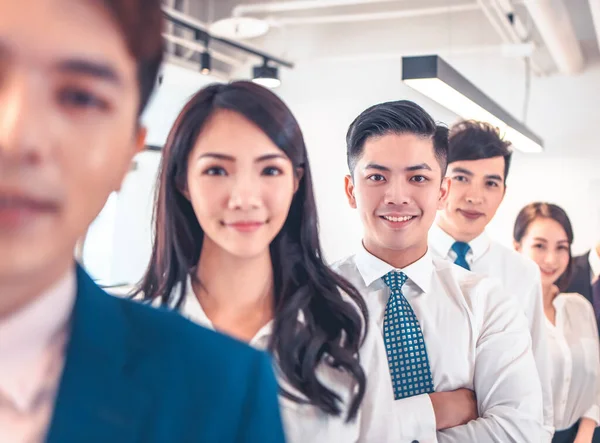 Gente Negocios Éxito Mirando Cámara — Foto de Stock