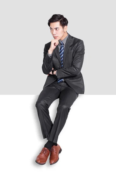 Jovem Empresário Bonito Sentado Pensando Problema — Fotografia de Stock