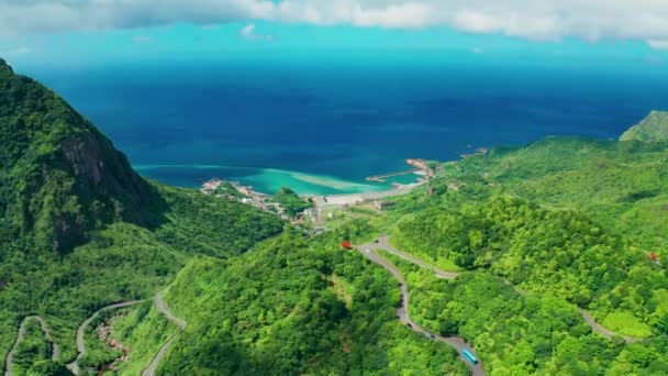 Flygfoto Kustlinje Bergsväg Vid Jinguashi Taiwan — Stockvideo