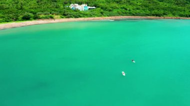 Tayvan 'daki Kenting Beach sahil şeridinin hava görüntüsü.